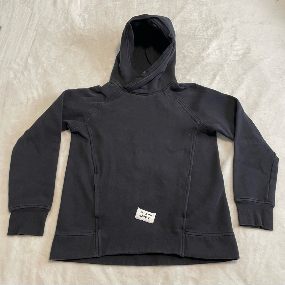 Lululemon Black Scuba Hoodie Women size 6 Sweatshirt Yoga Athleisure Run